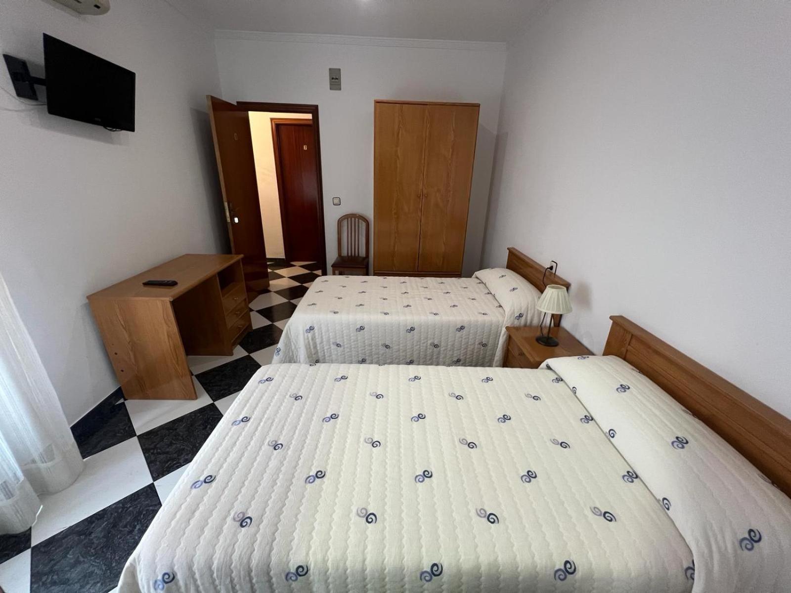 Hostal Los Amigos Siruela Εξωτερικό φωτογραφία
