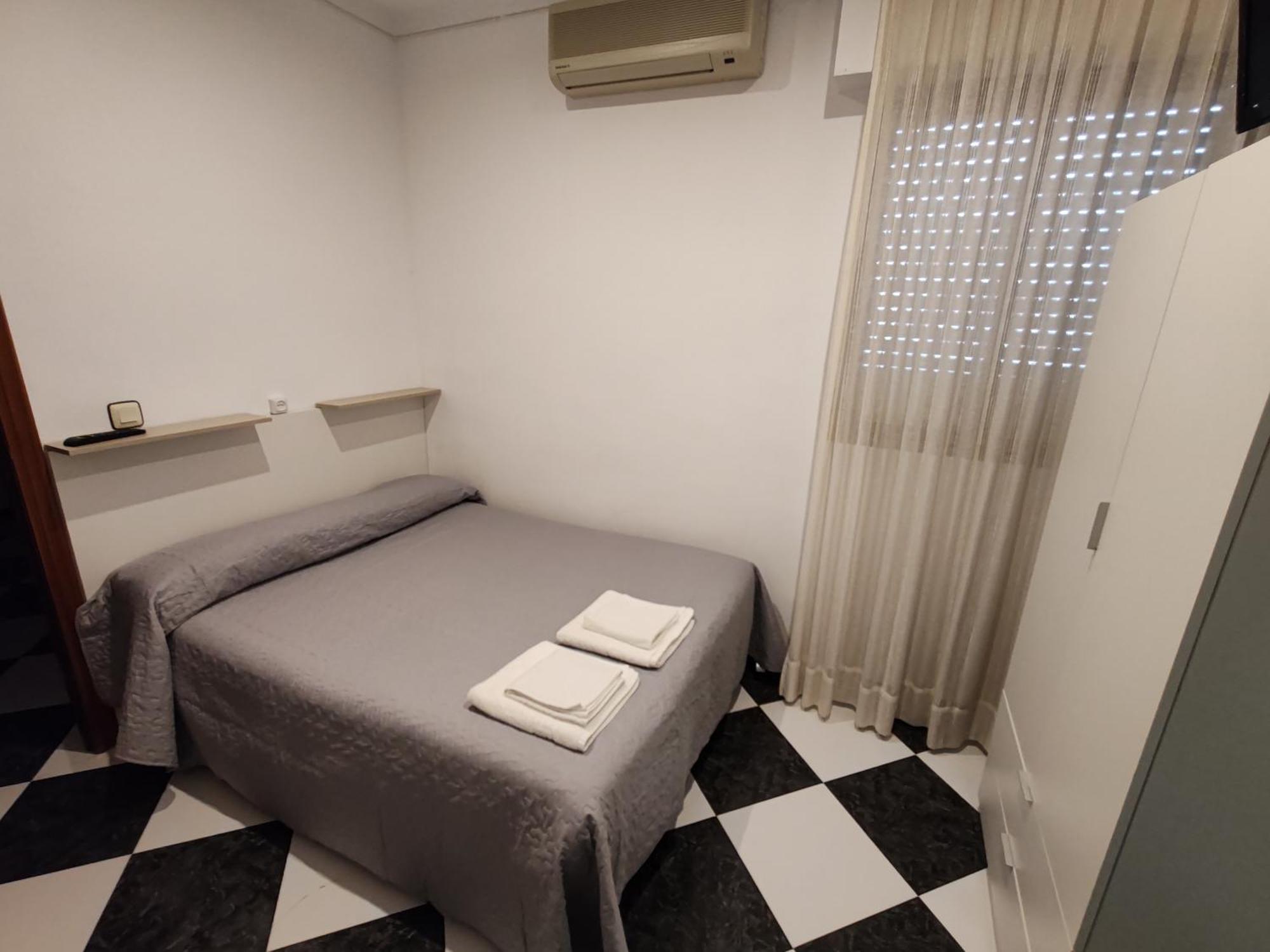 Hostal Los Amigos Siruela Εξωτερικό φωτογραφία